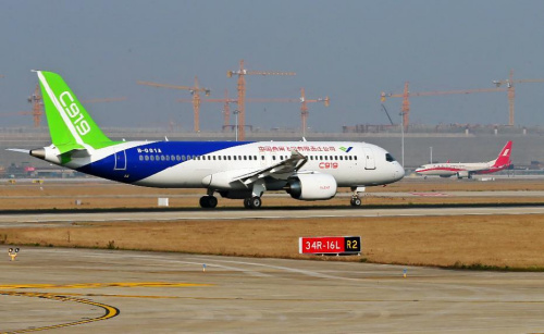 C919整體外觀。圖片來(lái)源：新華網(wǎng)